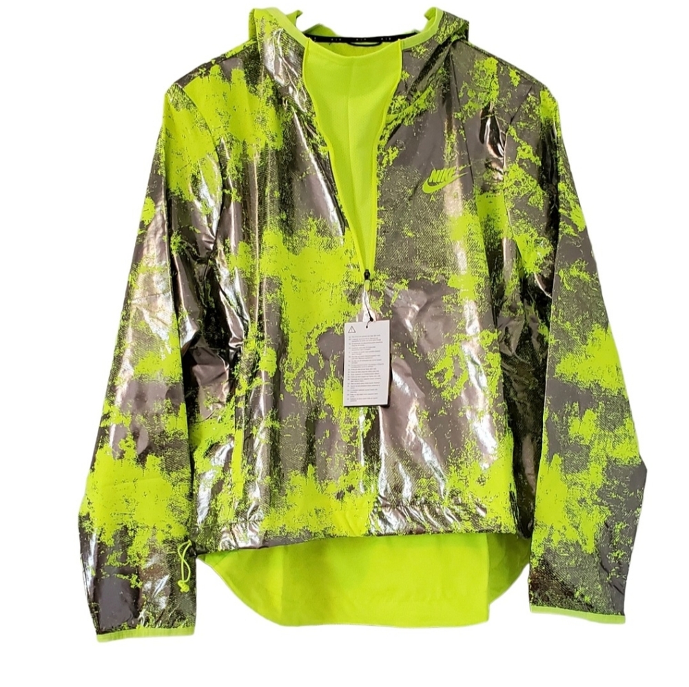 NIKE Women's Running Jacket/Hoodie